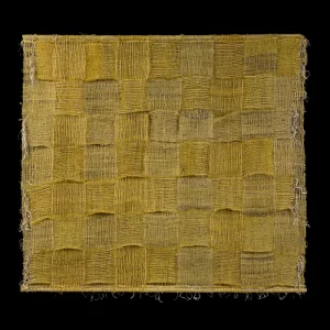 Transparencia dorada, 1971/1984. 170×200 cm; crin de caballo y lino.