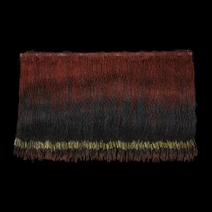 Tierra y oro 11 (soplo de oro), 1988. 80×130 cm; lino, gesso, crin de caballo y hoja de oro.