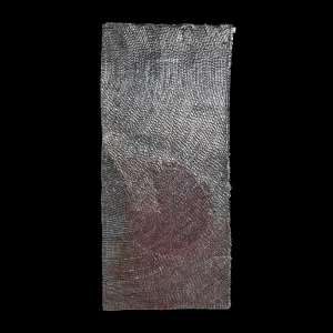 Piedra 7, 2006. 152×77 cm; lino, gesso, acrílico y plata negra.