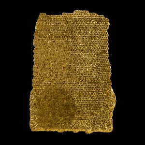 Estela 48, 2013. 130×90 cm; lino, gesso, acrílico y hoja de oro.