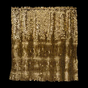 Luz I, 2017.170×150 cm; lino, gesso, acrílico y hoja de oro.