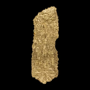 Estela 66, 2018. 165×57 cm; lino, gesso, acrilico y hoja de oro.
