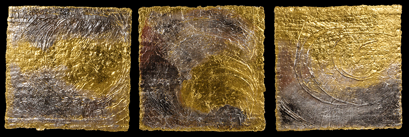 Soles A, B y C, 2014. 60×60 cm cada uno; lino, gesso, acrílico y hoja de oro.